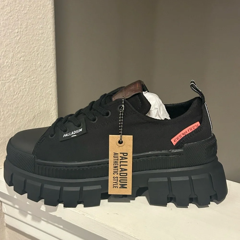 Palladium Industrial Shoes Women’s 6.5 Medium REVOLT LO TX Black 97243-010-M NEW - Picture 4 of 10